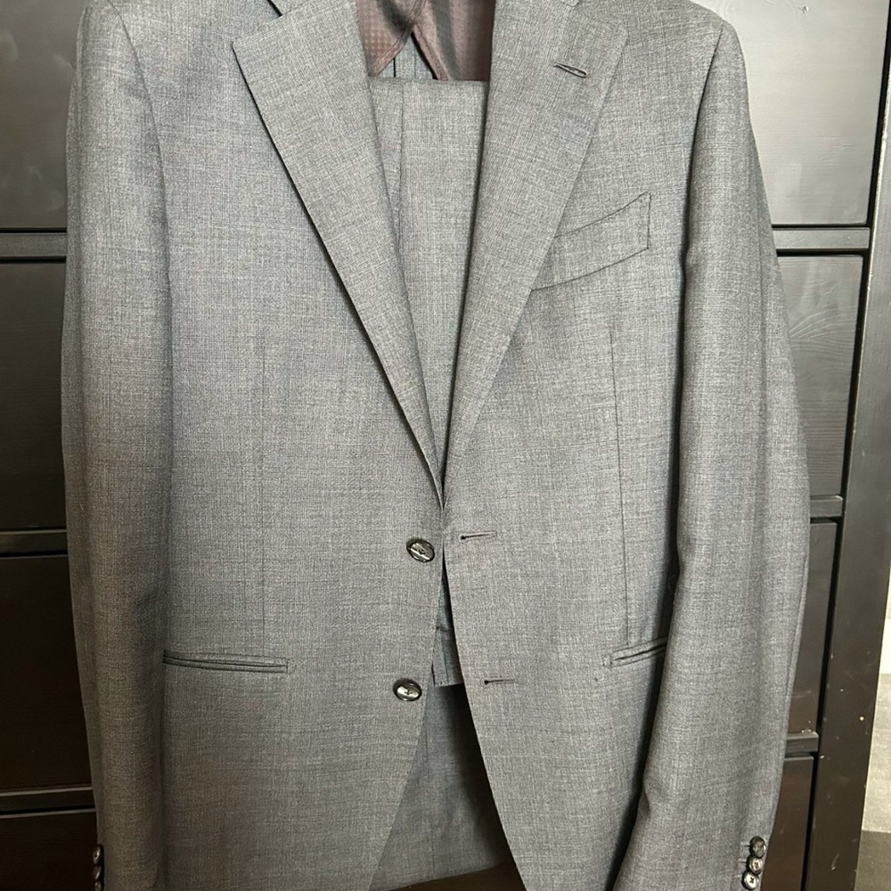 Custom Gray Suitsupply suit (local Shipping/meet)